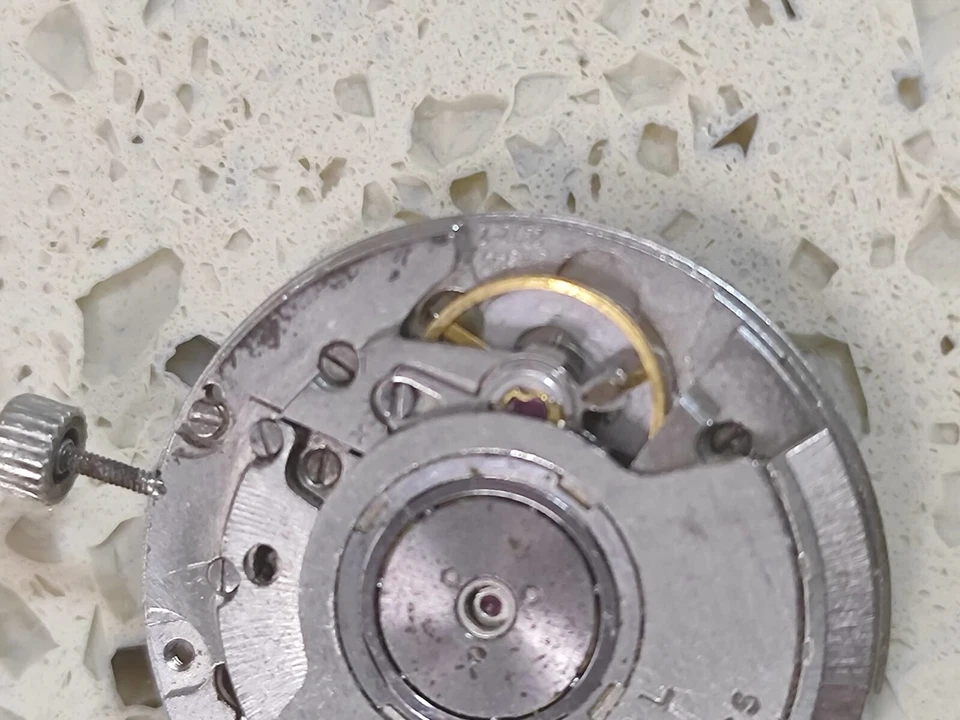 R.WEIL Eta 2892-2  AUTOMATIC Incomplete MOVEMENT (BL-OK)Part Fit Omega 1120/1111 - Image 3 of 4