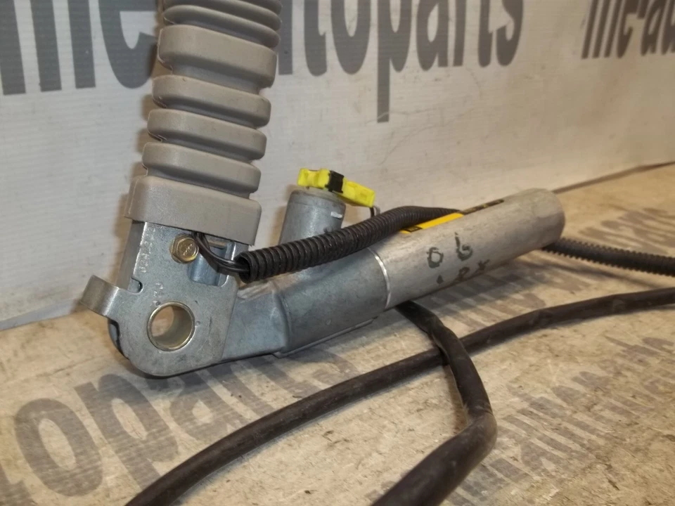 2007-2009 CADILLAC SRX OEM DRIVER SIDE LEFT FRONT SEAT BELT BUCKLE LOCK LATCH - Imagem 4 de 4