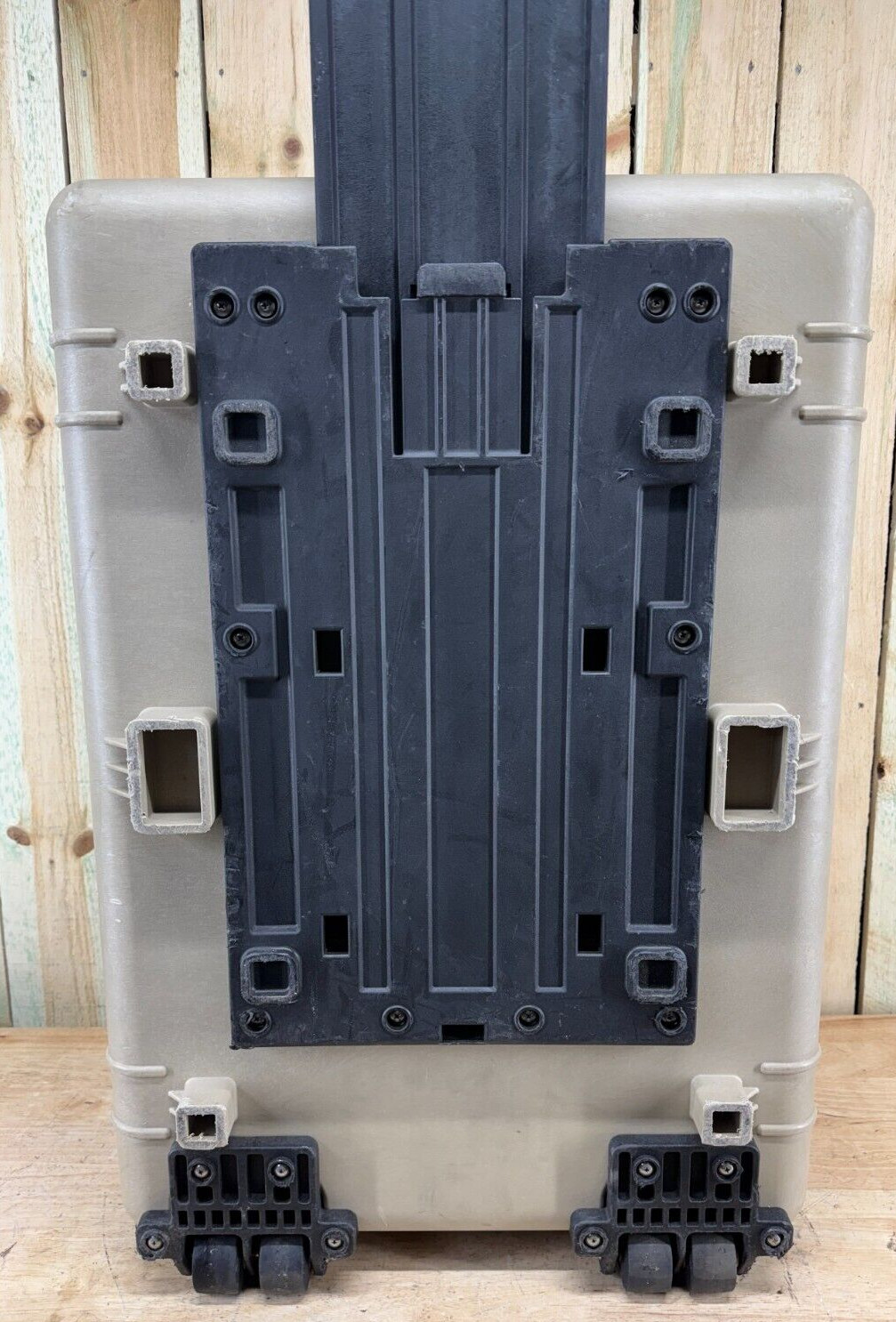 Pelican 1660 Protector Case Tan Rolling Waterproof Good Condition AB Free Ship