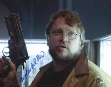 GUILLERMO DEL TORO SIGNED 11X14 PHOTO HELLBOY AUTHENTIC AUTOGRAPH BECKETT 2 GUILLERMO DEL TORO SIGNED 11X14 PHOTO HELLBOY AUTHENTIC AUTOGRAPH BECKETT 2