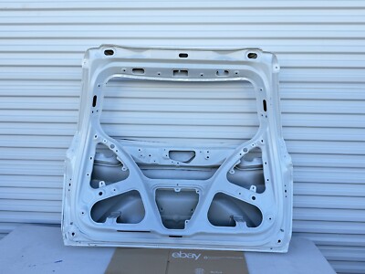 865547. Honda CR-V 2017-2022 Trunk Lid Lift Gate Tailgate OEM