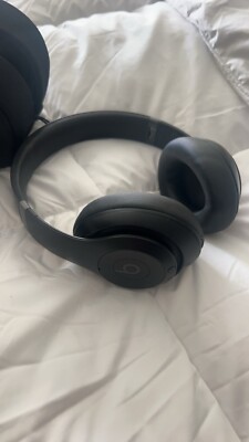 Beats Studio Pro Bluetooth Wireless Headphones Black