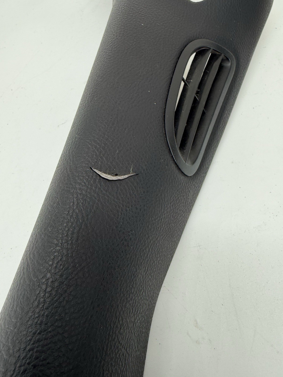 05-13 CHEVROLET CORVETTE C6 FRONT LEFT RIGHT WINDSHIELD PILLAR TRIM SET BLACK OE