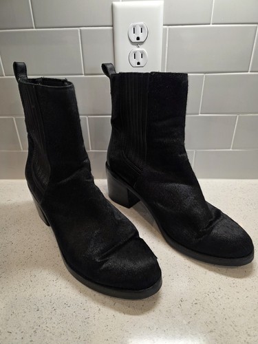 UGG Australia "Camden" Damengröße 12 schwarz exotisches Rindsleder Stiefel mit Blockabsatz - Bild 2 von 7