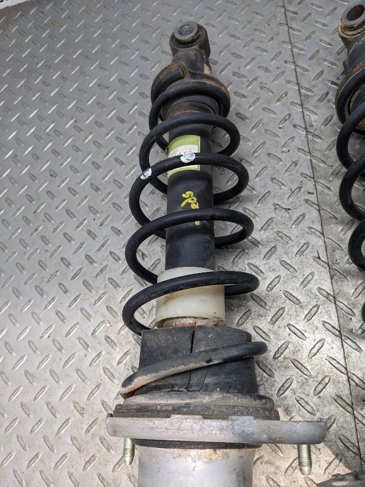 Amortiguadores traseros Mazda Miata MX-5 2006-2008 puntales suspensiones 117188 Foto 3 de 4