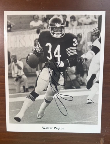 Walter Payton Chicago Bears Hall of Fame Autographed 8x10 Photo with COA