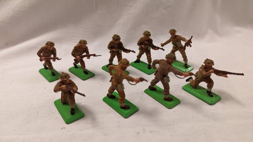 BRITAINS DEETAIL 1:32 Scale x 9 WWII BRITISH ARMY INFANTRY - Great condition