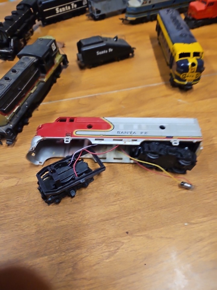 Vintage HO Model Train Engine Lot All Mixed eBay