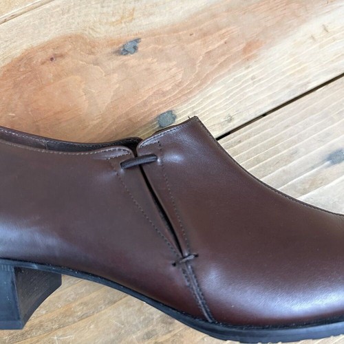 Munro "Revere" Chocolate Brown Leather Slip-On Pump #M281421 Women's 9.5 Narrow - Picture 6 of 7