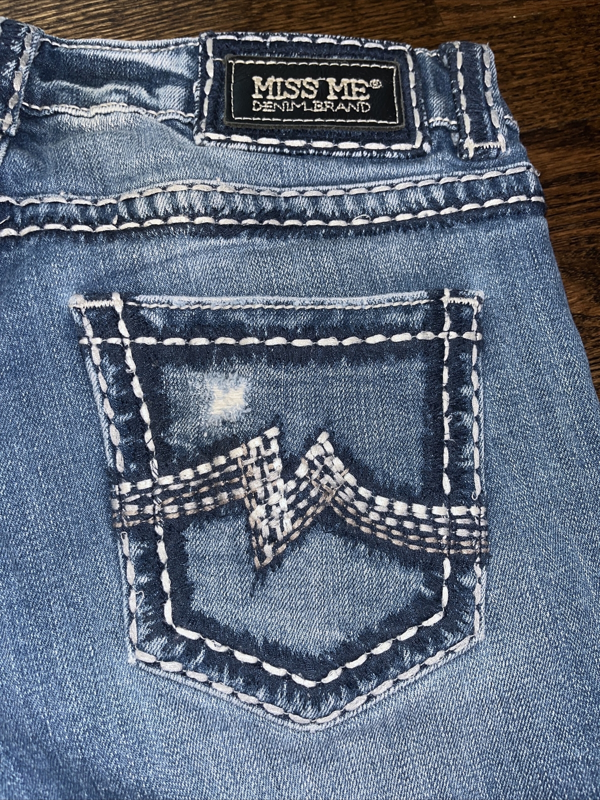 Miss Me Womens Size 27 Boyfriend Bermuda Denim Jeans Shorts Waist 30 - View 9