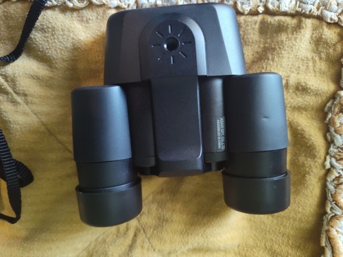 PENTAX UCF G 10X24 5.0 BINOCULARS W/ CASE & STRAPS - Picture 3 of 12