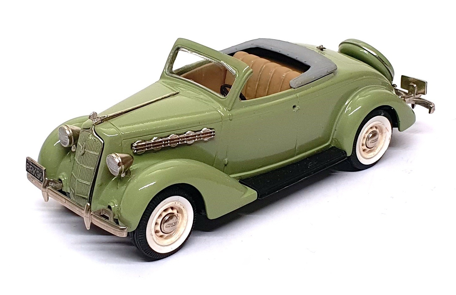 Brooklin 1/43 Scale BRK90 - 1935 Plymouth Convertible JOHN ROBERTS