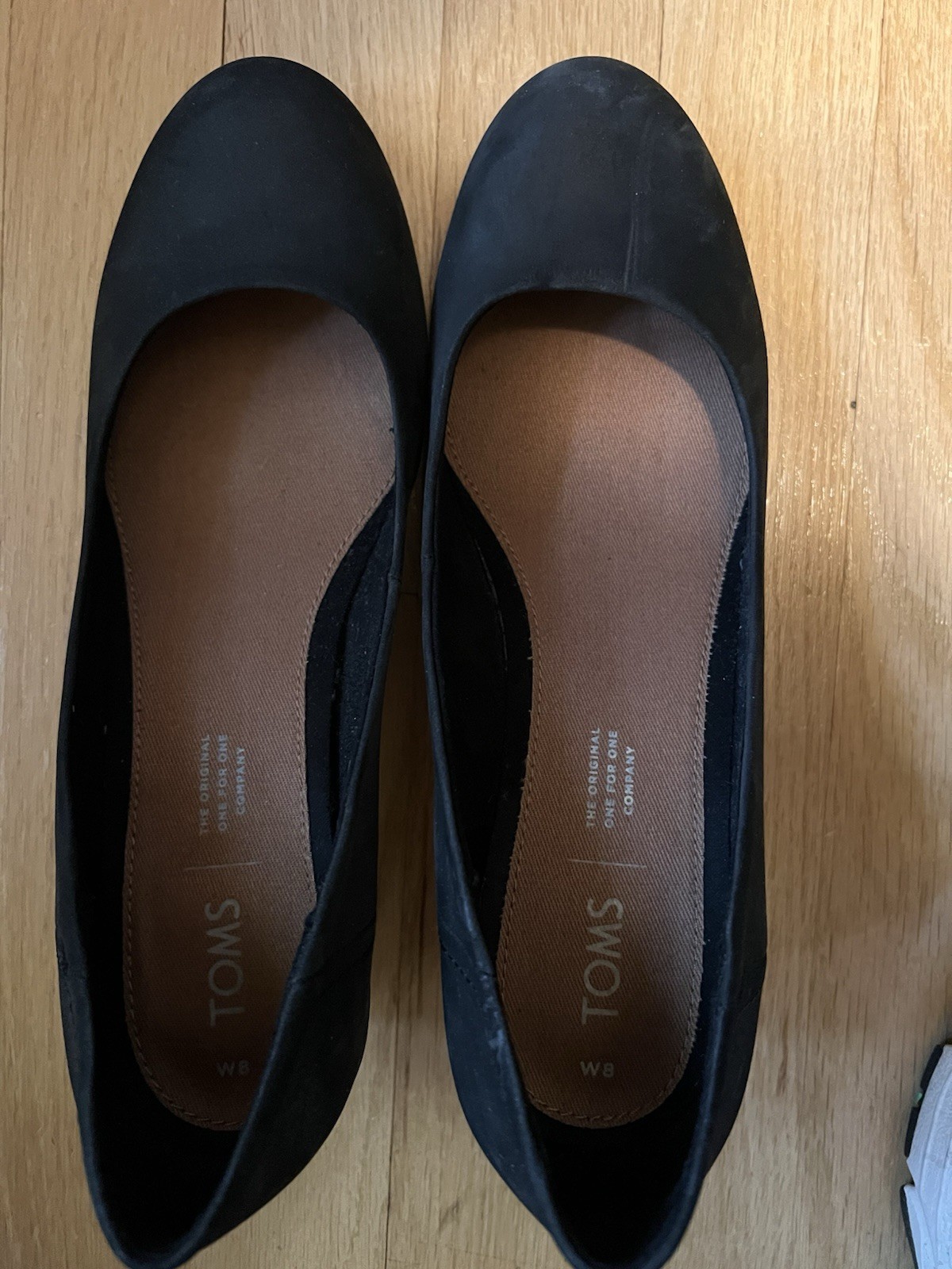 TOMS Black Leather Block Heel Round Toe Pumps Women's US 8 UK 6 EU 38.5