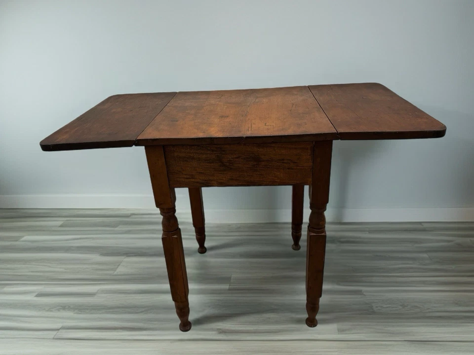 Антикварный приставной столик из листьев капель - около 1840 г. - орех и сосна - Изображение 2 из 4