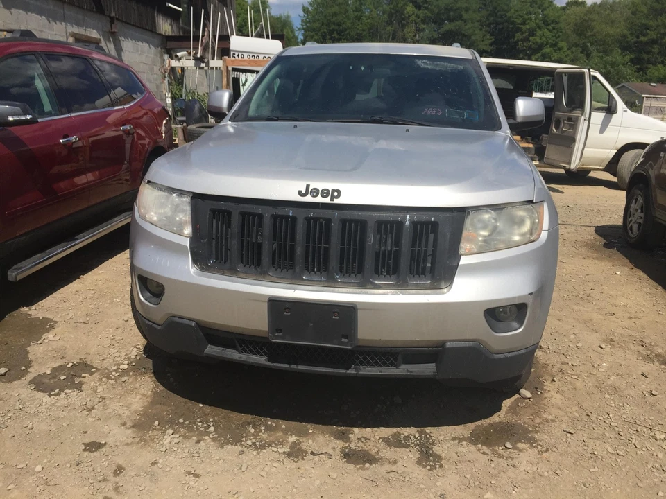 12 JEEP GRAND CHEROKEE Crossmember/cradle/undercarria Rear Foto 2 de 4