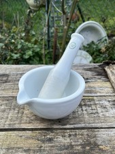 Mortier, pilon apothicaire pharmacien porcelaine d'avignon début XXème