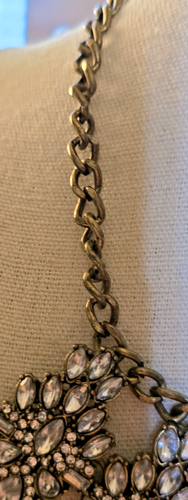 BAUBLEBAR - ANTIQUED GOLDEN CHAIN AND RHINESTONE STATEMENT NECKLACE - Picture 5 of 8