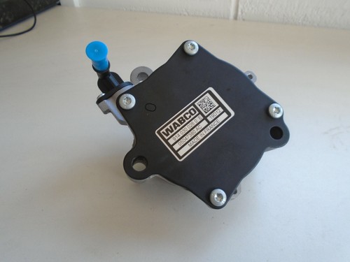 Genuine Mopar Vancuum Pump 5047380AC Jeep Cherokee 15-20 Jeep Renegade 15-20 - Picture 3 of 4