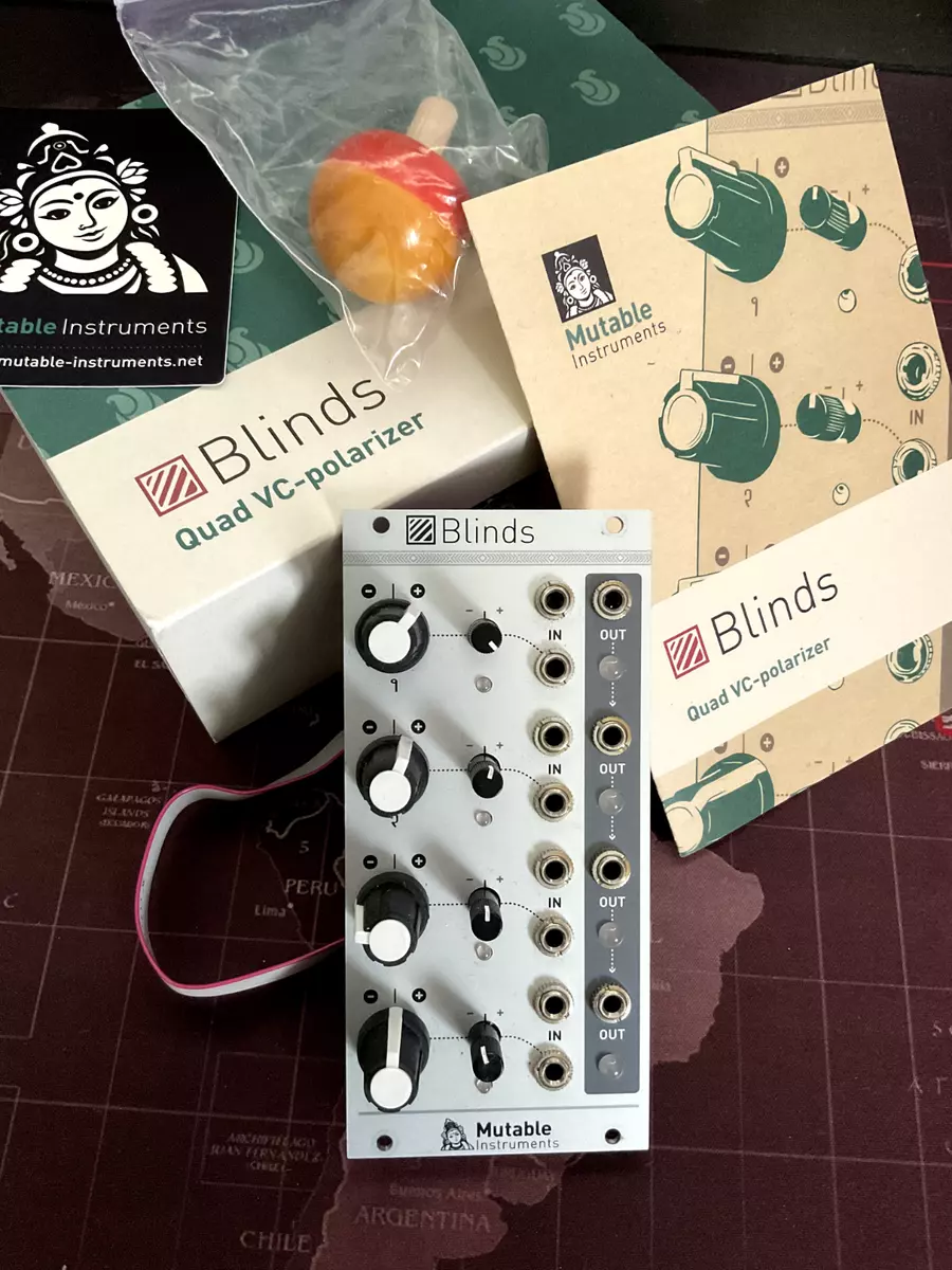 Mutable instruments Blinds Quad Polarizer Eurorack Module