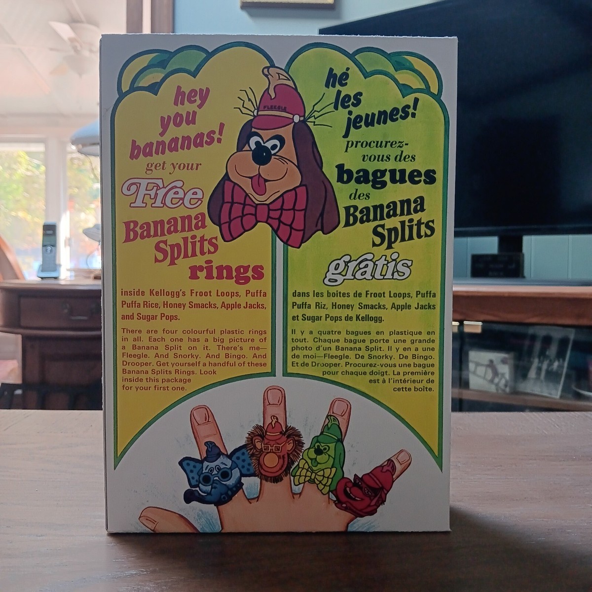 Banana Splits Froot Loops REPRODUCTION Cereal Box. KELLOGG'S