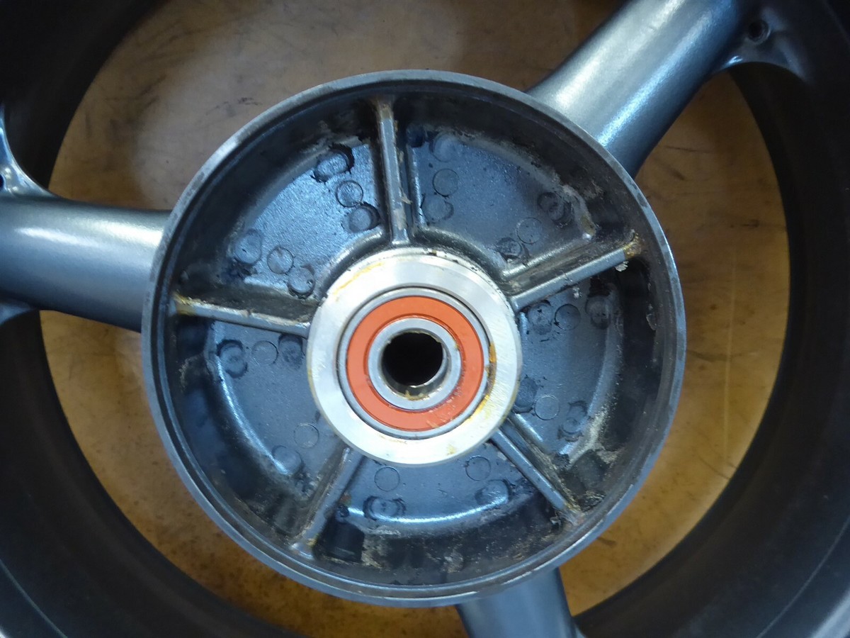 専用ページ② 2000 Kawasaki ZR7 ZR750F K781. rear wheel rim 17in | eBay