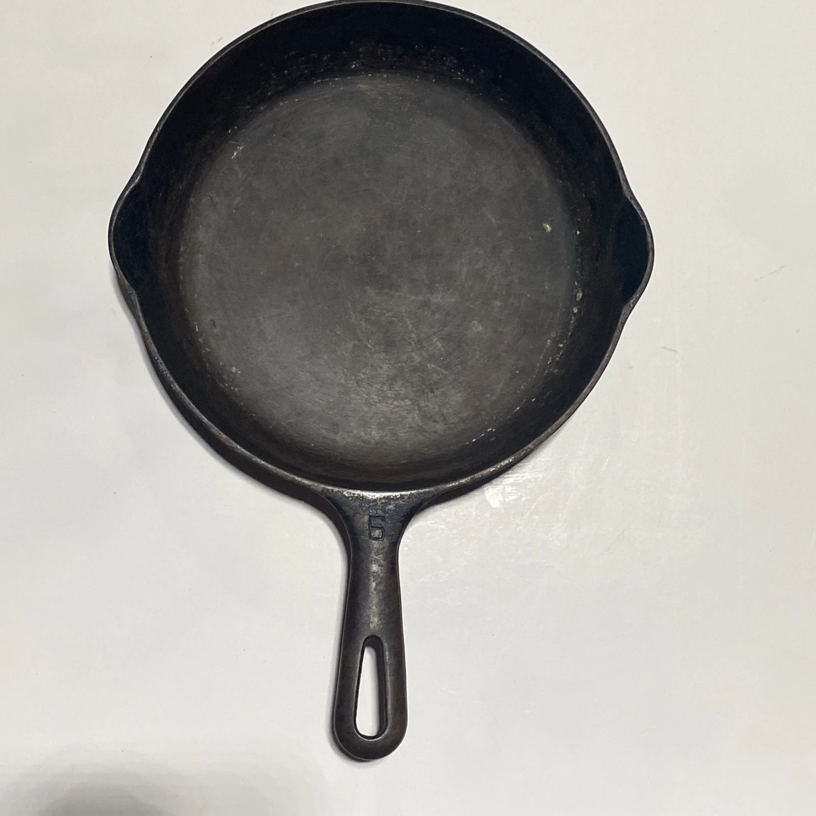 699 Griswold No. 6 Cast Iron Skillet Frying Pan No Wobble