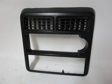1988-1991 Ford Festiva Radio Heater Vent Trim Bezel Cover Oem 1988-1991 Ford Festiva Radio Heater Vent Trim Bezel Cover Oem