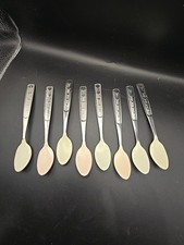 8 Vintage 1996 Baby Spoons With Hearts. Munchkin Inc Stainless