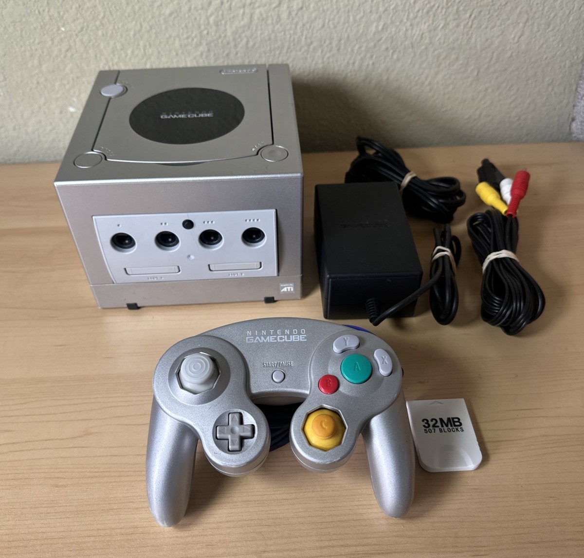 Nintendo GameCube Silver Console NTSC U & J Region Switch & Blue