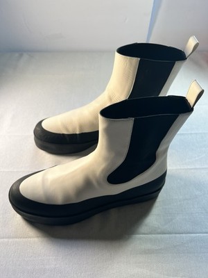 NEOUS Zaniah Cream & Black Platform Chelsea Boots, Size US 9