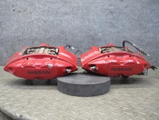 10-20 NISSAN Z34 370Z FRONT LEFT & RIGHT SPORT BRAKE CALIPER SET AKEBONO 98K OEM