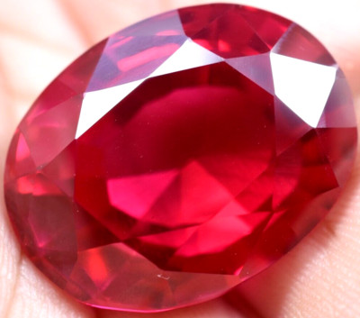 Riesiger freier Edelstein Rubin rosa Mogok 55,00 ct glänzend GGL-zertifiziert