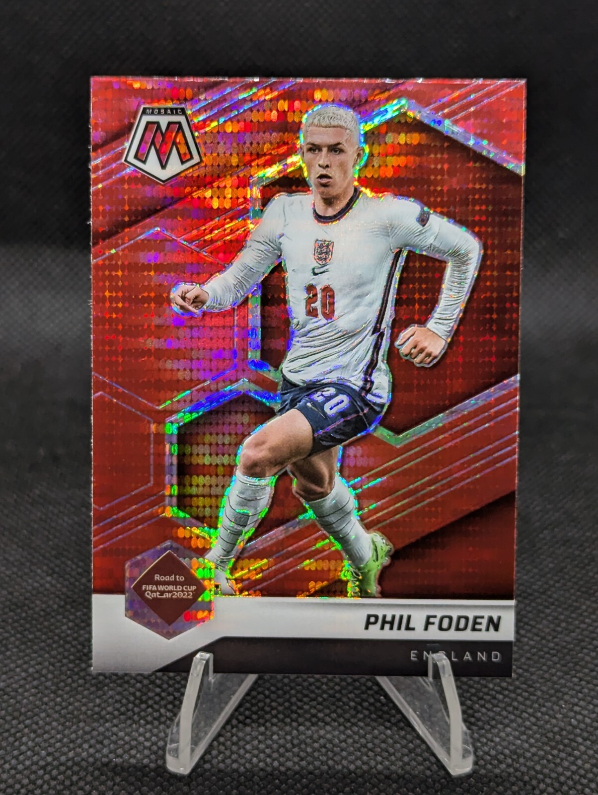2021-22 Panini Mosaic Phil Foden FIFA Road to World Cup Red Pulsar Prizm Card 39