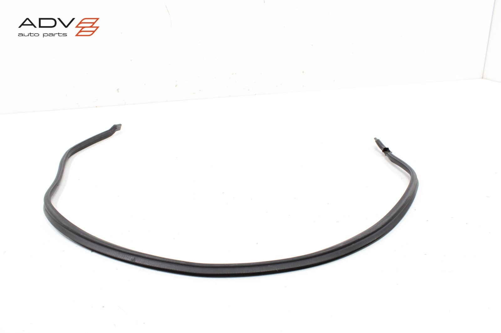 Maserati Levante 2017-2020 Hood seal P/N 13602