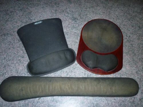 Belkin Laptop Mouse Pads with Wrist Rests