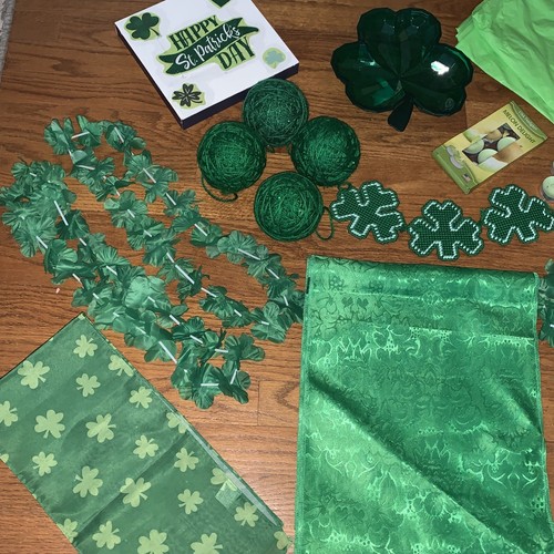 Lei X4 St Patrick’s Day Table Yarn Balls Decor X4 Candle Table Runner LOT 💗j15 - Picture 4 of 10