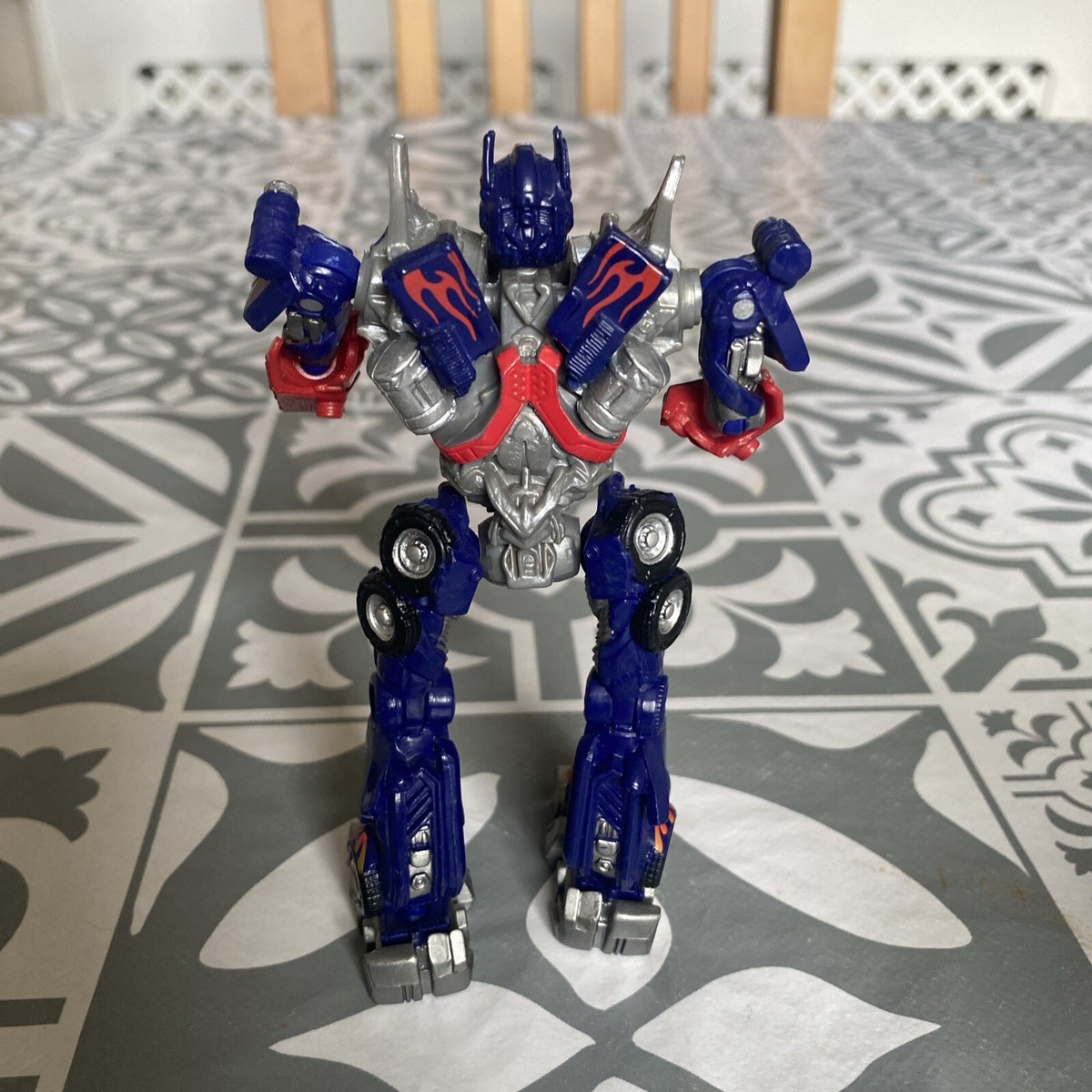 TRANSFORMERS REVENGE OF The Fallen Soundwave Action Figure Hasbro 2008 TRANSFORMERS REVENGE OF The Fallen Soundwave Action Figure Hasbro 2008