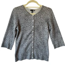 Aqua 100% Cashmere Cardigan Sweater M Gray animal print Button up 3/4 Sleeves