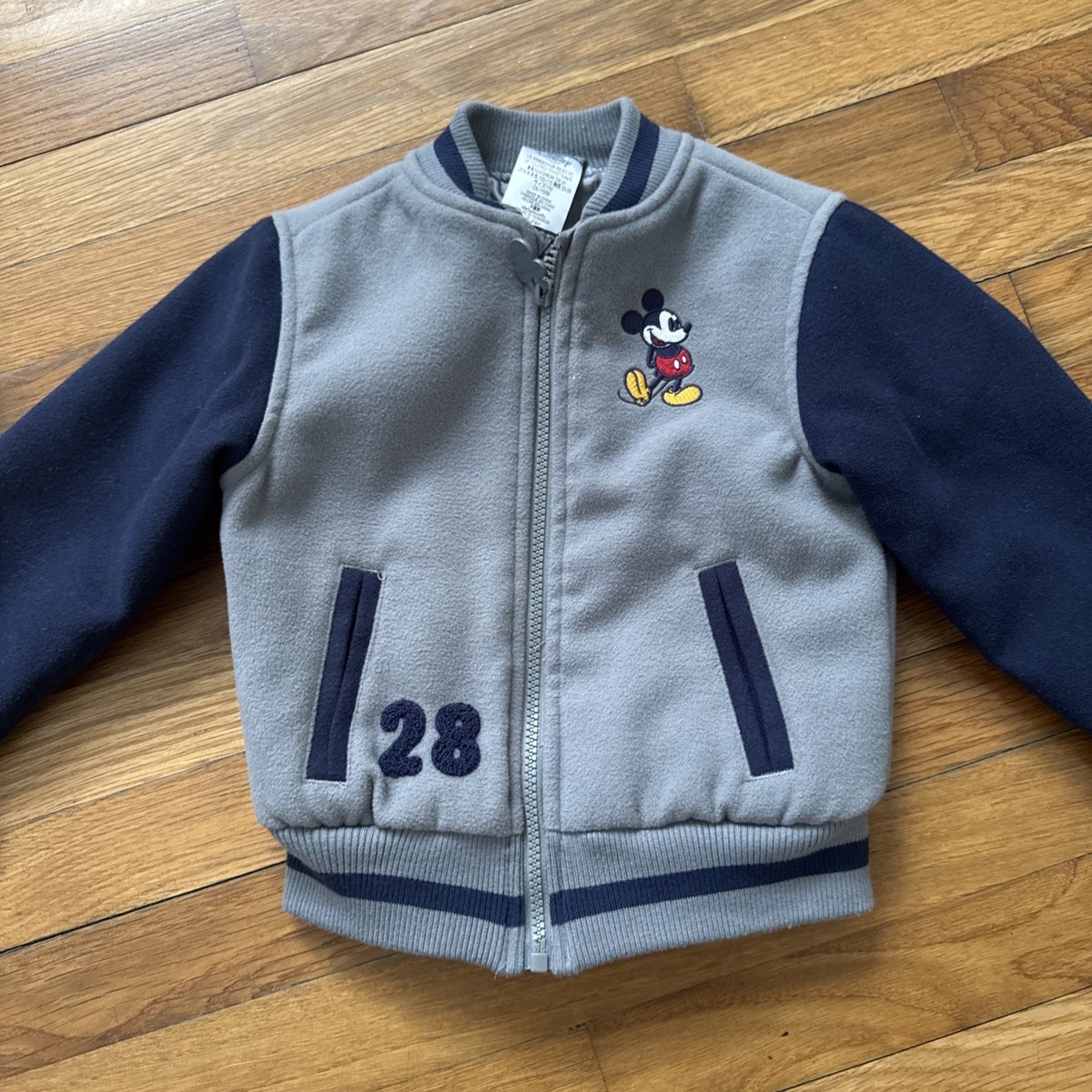 Mickey Mouse Mickey TÃ©lÃ©commandÃ©e Ajio Adidas Sheraton Running