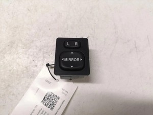 TOYOTA YARIS P9 Spiegeleinstellschalter 183574 1.40 Diesel 2008 28648555