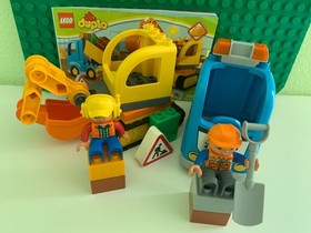 LEGO Duplo 10816, 10812,10603, 10605, 10586 Lot of 5 sets Baseboard green