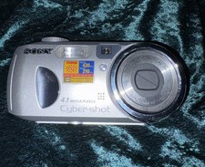 Sony Cyber-shot DSC-P73 4.1MP Compact Digital Camera No Memory or Batteries 