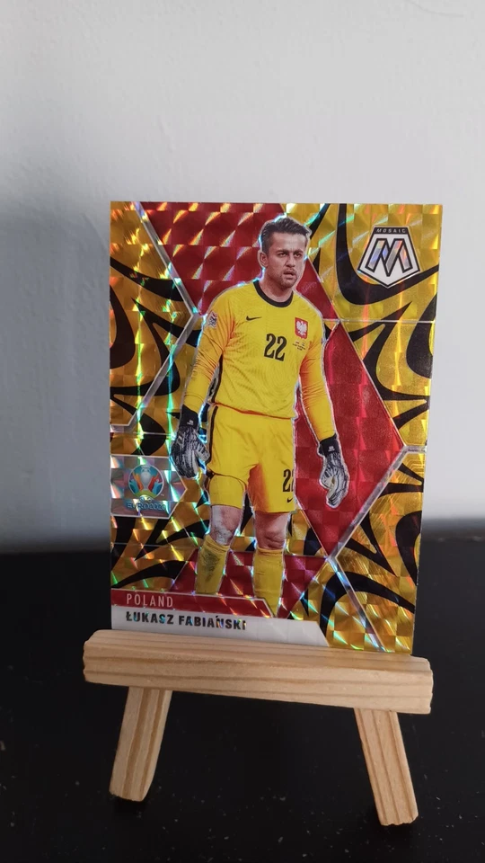 2021 Panini Mosaic UEFA Euro #68 Maciej Rybus Will To Win Purple Prizm/70 Poland - Image 3 of 4