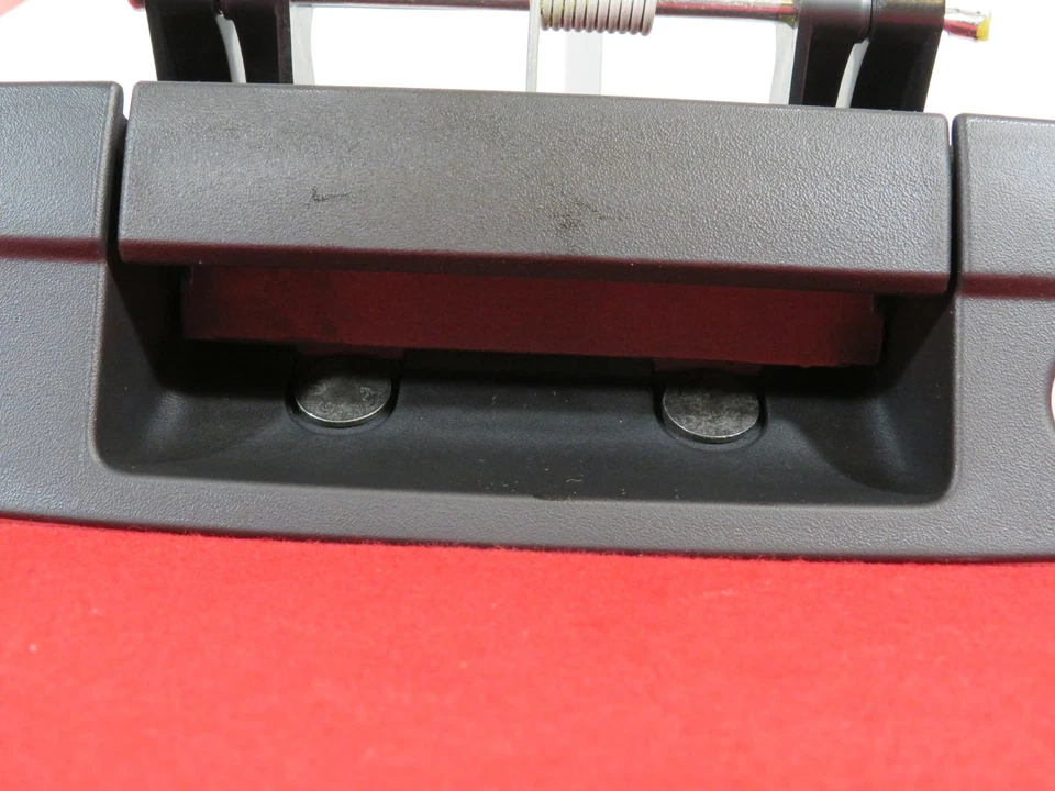 Manija de puerta de puerta trasera negra Dodge RAM NUEVA OEM MOPAR Foto 2 de 4