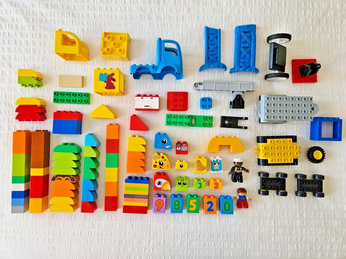 Lego DUPLO LOT 100 Assorted Pieces Bricks Numbers Wheels Etc eBay