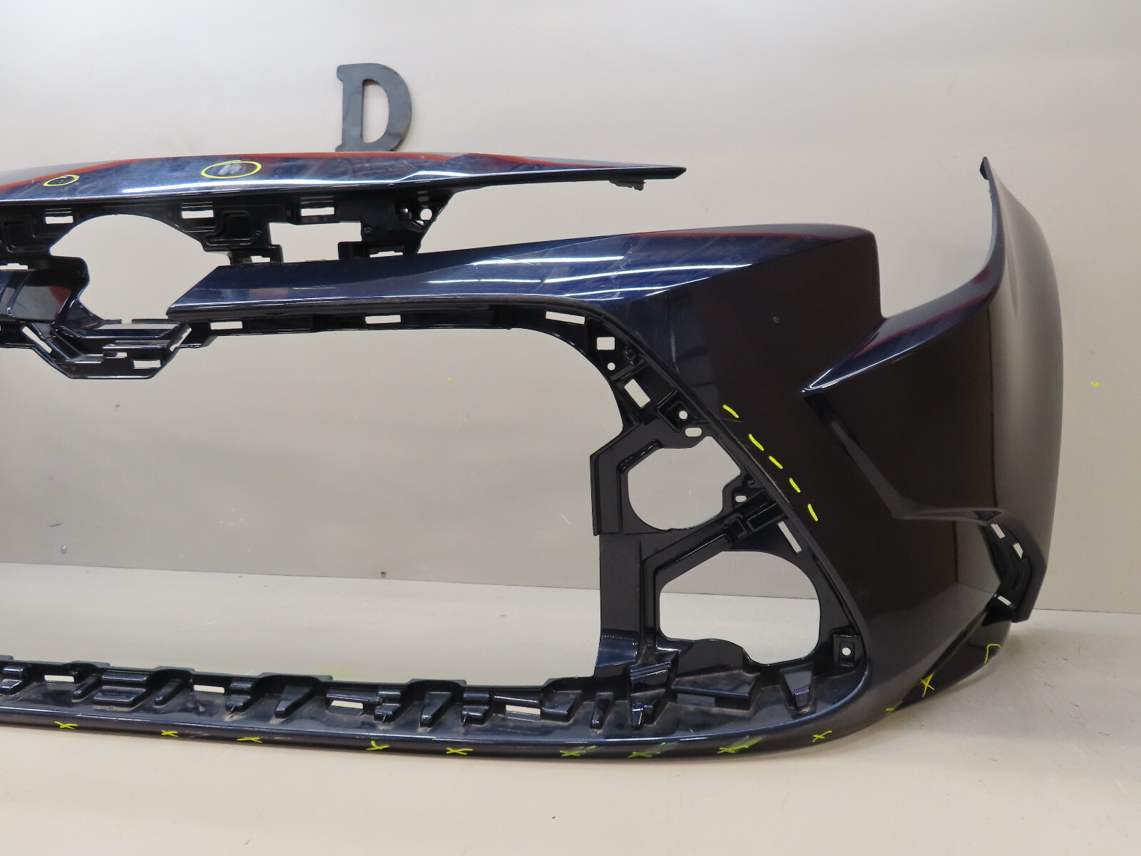 2020 2021 2022 TOYOTA COROLLA FRONT BUMPER COVER OEM 52119-02N91  