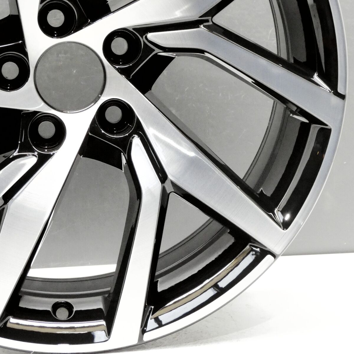 VOLVO V60 S60 Y SPOKE DIAMOND CUT 18 VOLVO V60 S60 Y SPOKE DIAMOND CUT 18