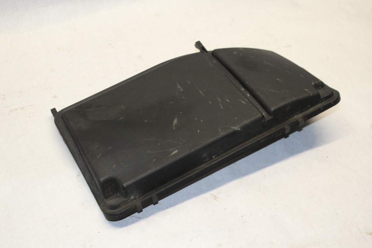 00 01 02 03 04 05 MERCEDES ML350 W163 UNDER HOOD FUSE BOX COVER 