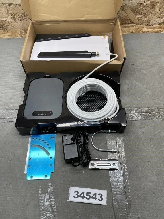 Sunford STUDIO 3-H PRO CELL SIGNAL BOOSTER - Image 2 of 4