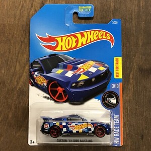 hot wheels custom 12 ford mustang